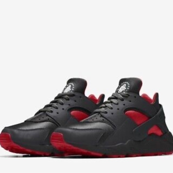NWT NIKE HUARACHE GYM RED/GYM RED-BLACK ROUGE SIZE 8 - Picture 1 of 3